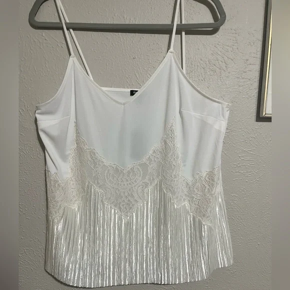 2 for $30 Express Cami - Picture 4 of 6